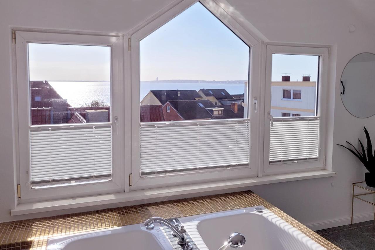 Grosse Penthouse Ferienwohnung Mit Meerblick, Sonnenterrasse & Luxusbad Von "Momentic" Зірксдорф Екстер'єр фото